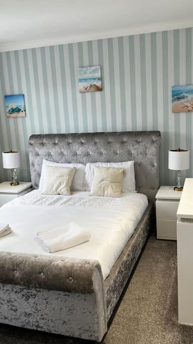 Cheerful 3 Bedroom Townhouse With Free Parking. Billericay Εξωτερικό φωτογραφία