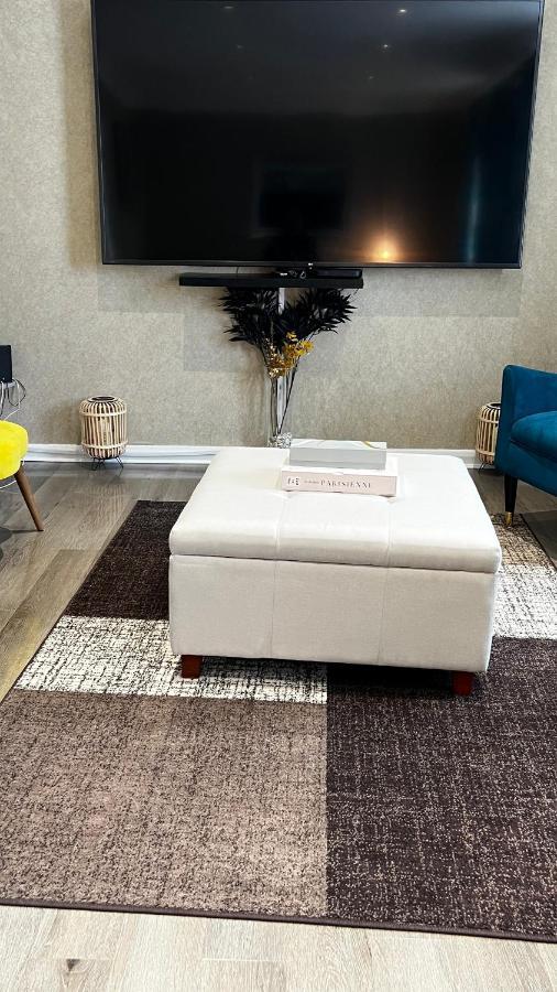 Cheerful 3 Bedroom Townhouse With Free Parking. Billericay Εξωτερικό φωτογραφία